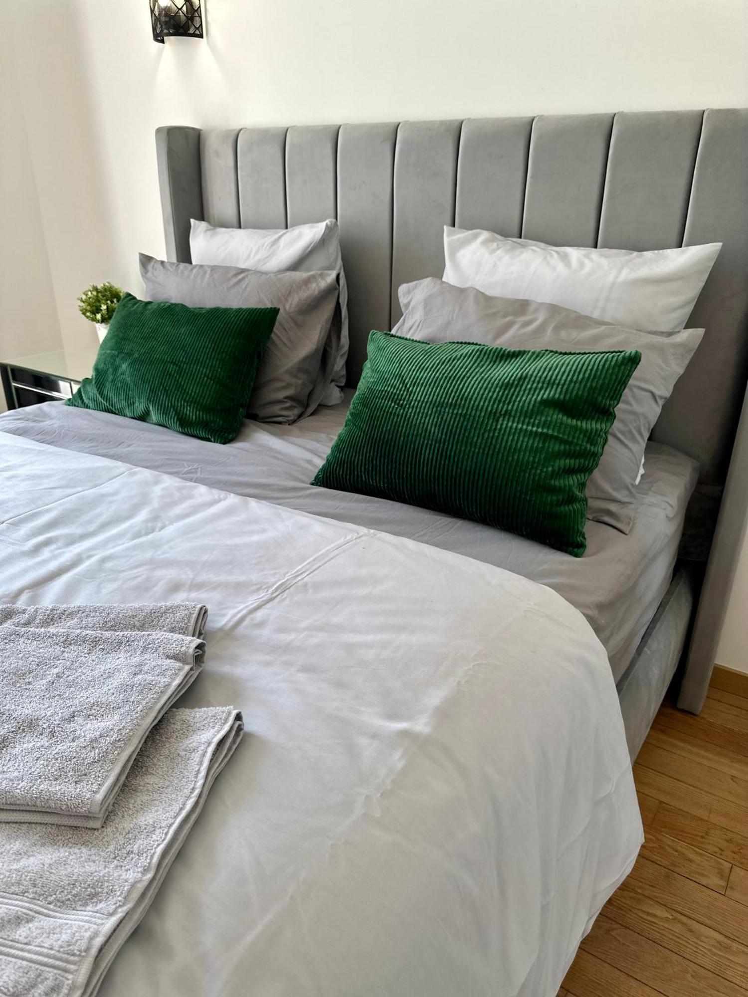 Appartement Moderne Entier Paris-Le Bourget Et Cdg ภายนอก รูปภาพ