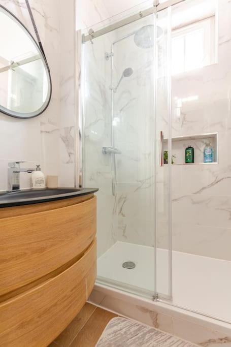 Appartement Moderne Entier Paris-Le Bourget Et Cdg ภายนอก รูปภาพ